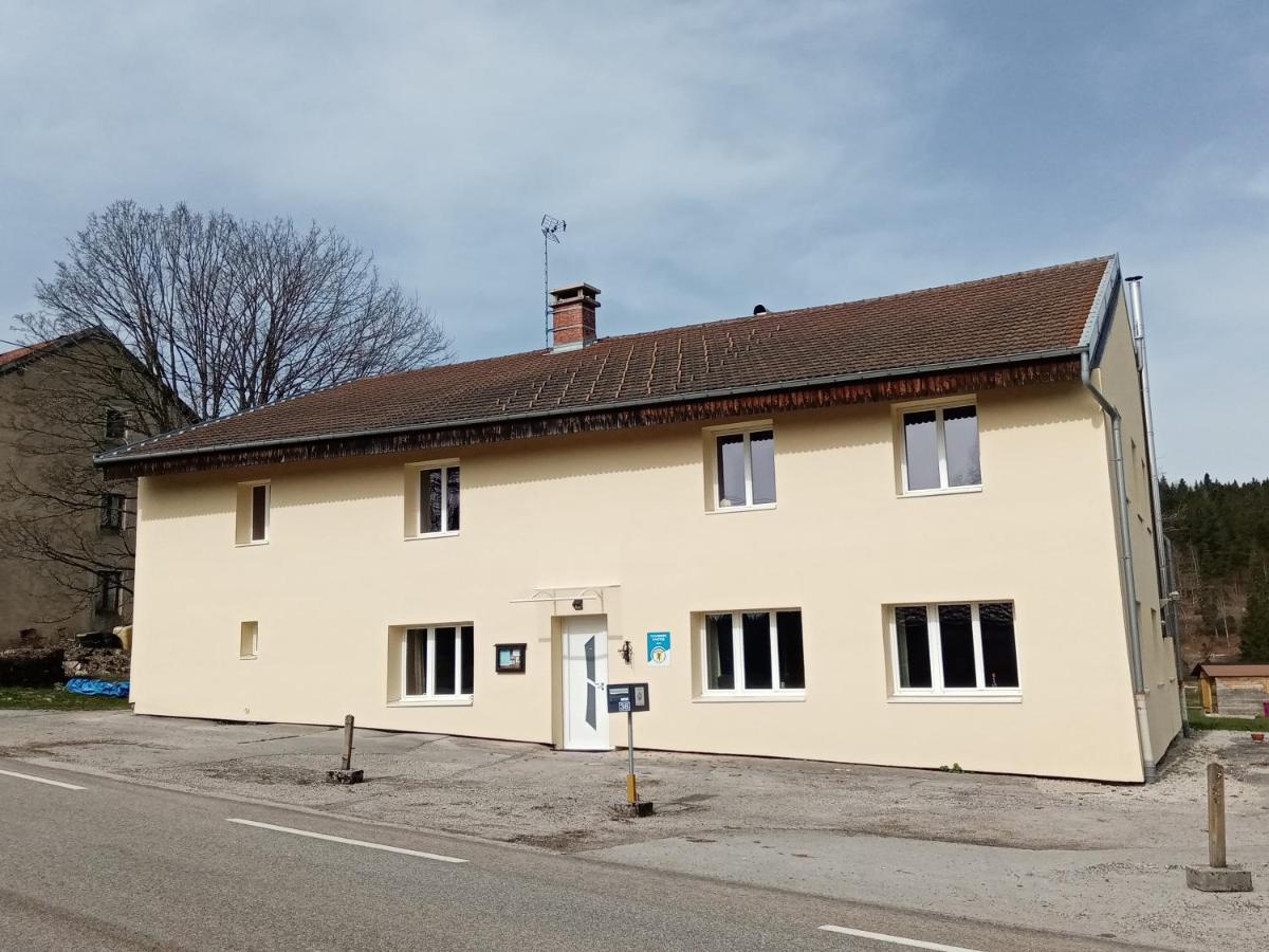 Chaux-des-Pres Les P'Tites Pistes Bed & Breakfast エクステリア 写真